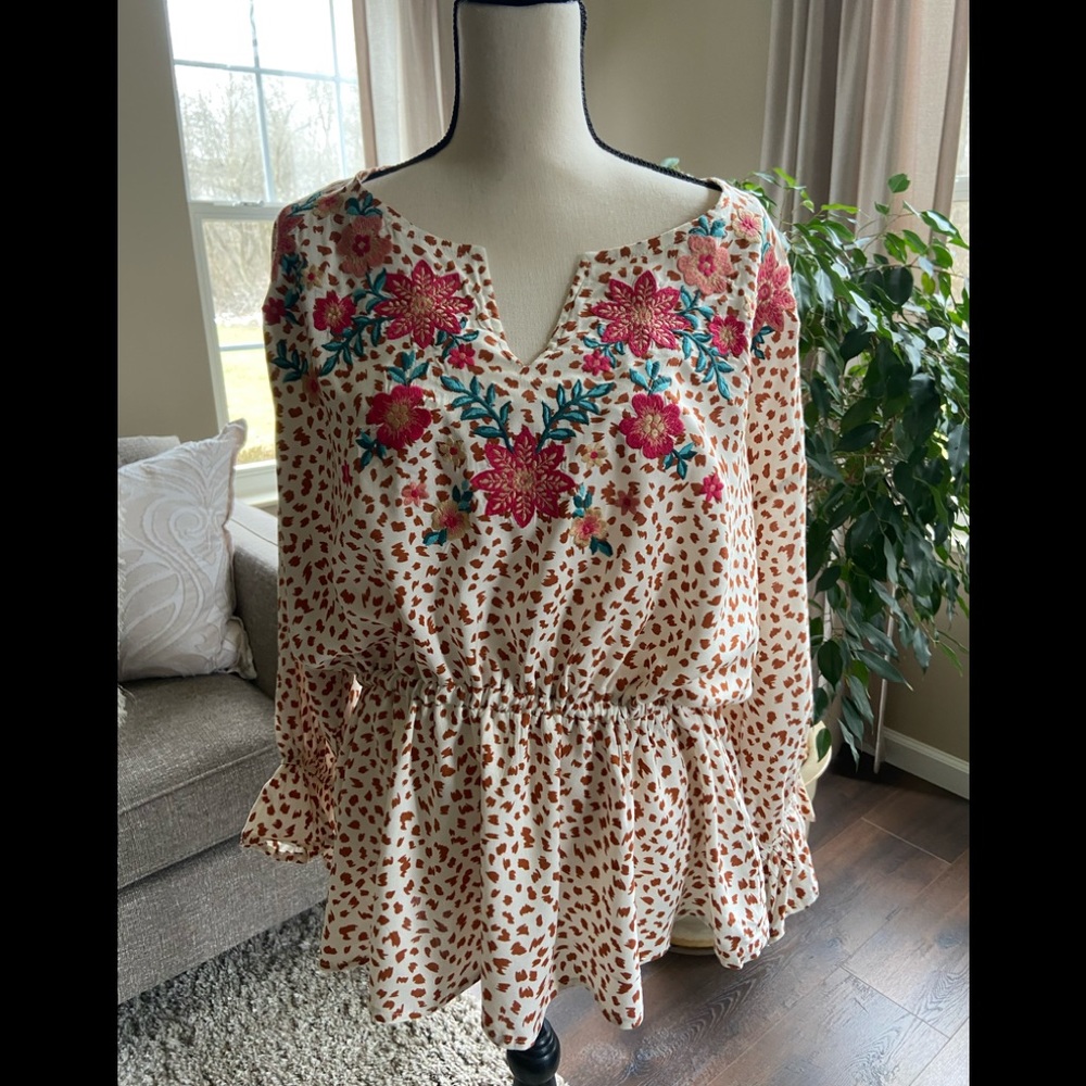 Perfectly Priscilla Orange Floral Print Top Size 2X